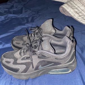 Nike air max 200 core black